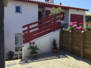 T1 Bis Charmant à Bidart, 2 Pers, 900m Plage, Terrasse et Spa, Quartier Calme - FR-1-495-137
